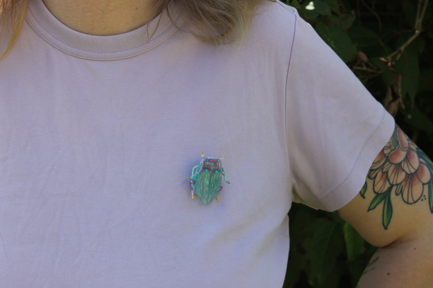 Broche scarabée "Mermaid wave"