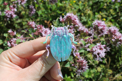 Broche scarabée "Mermaid wave"