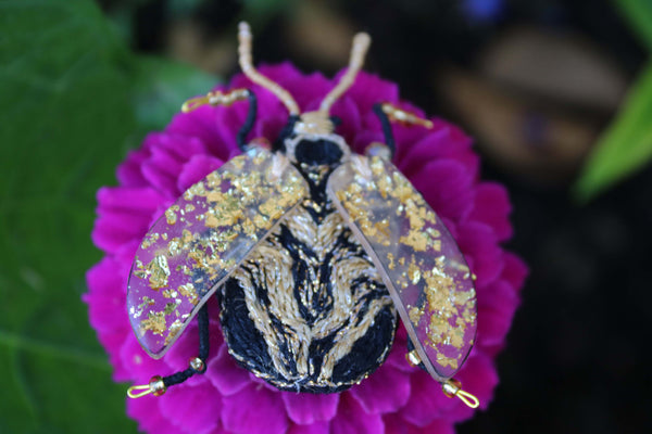 Broche scarabée "Goldy"