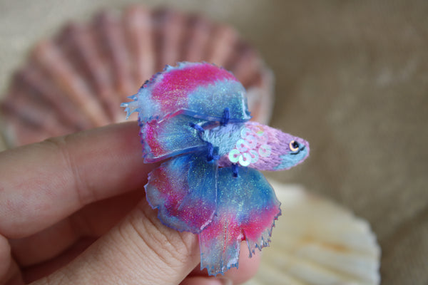 Broche " Cute Fighter "
