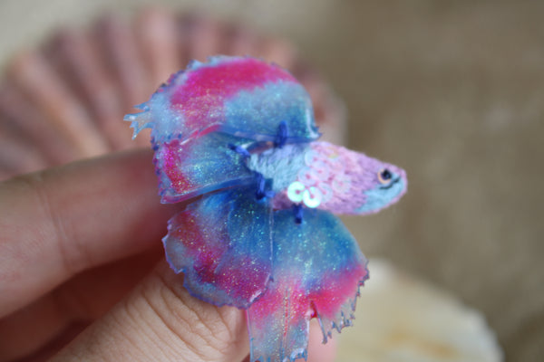 Broche " Cute Fighter "