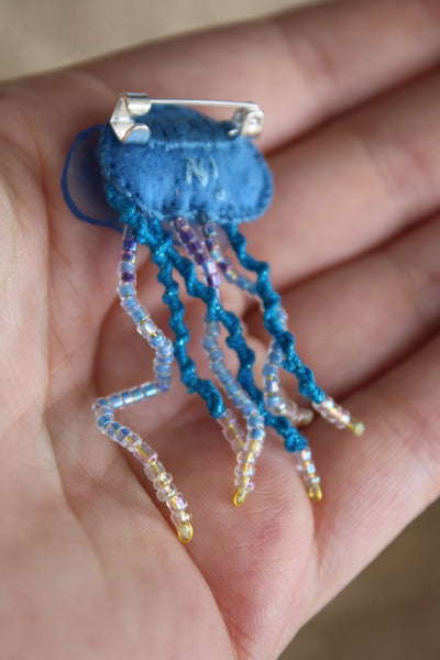 Broche "Ocean Ballerina "