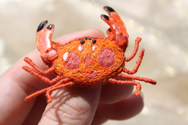 Broche " Cute Claw"