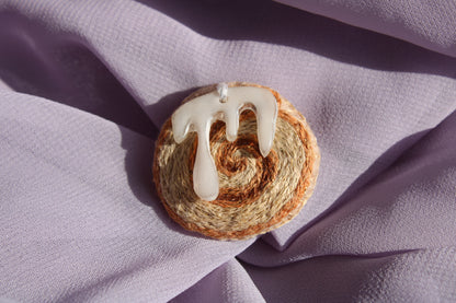 Broche " Frosty cinnamon"