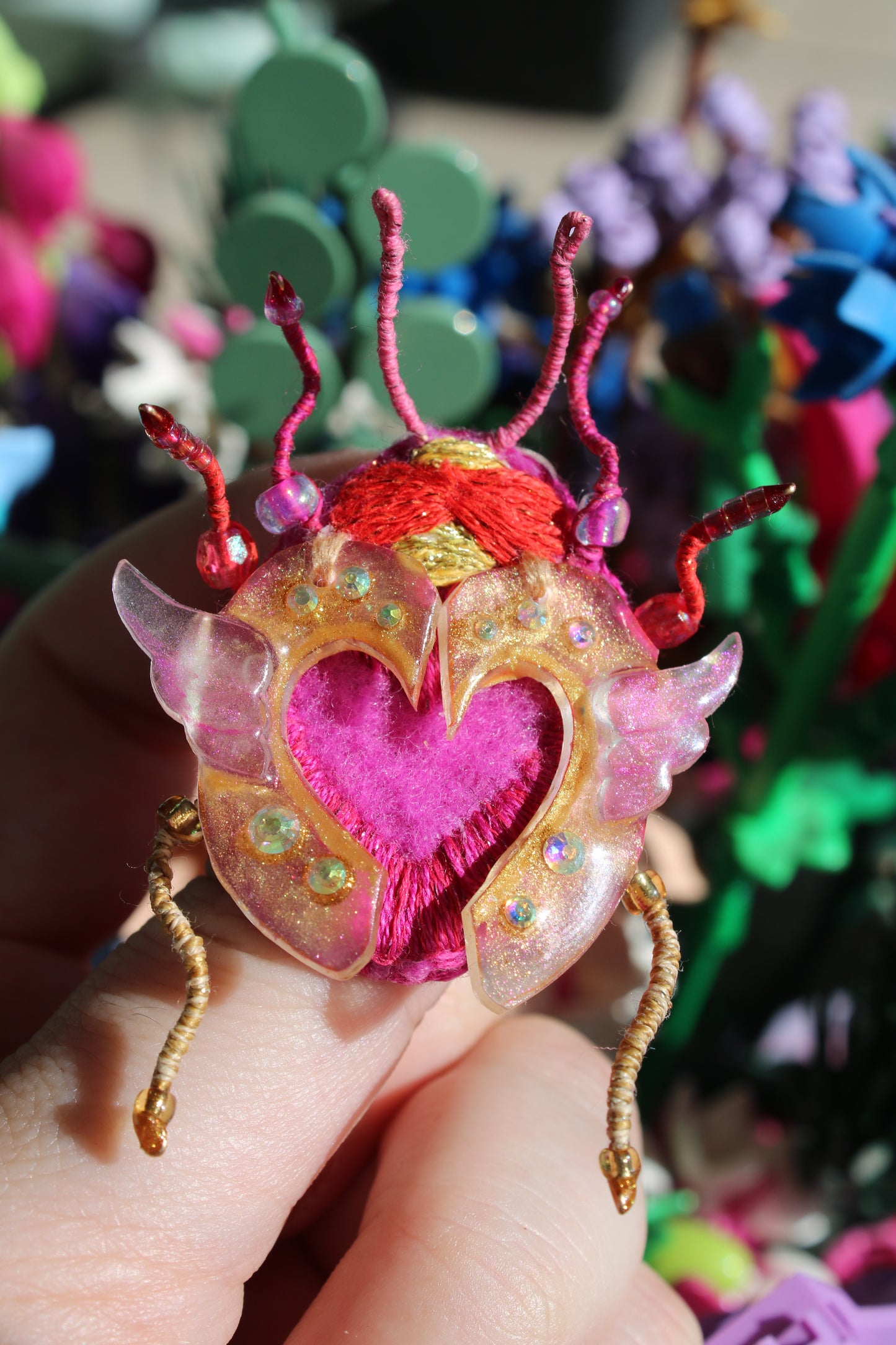 Broche scarabée " Sailor scaramoon"