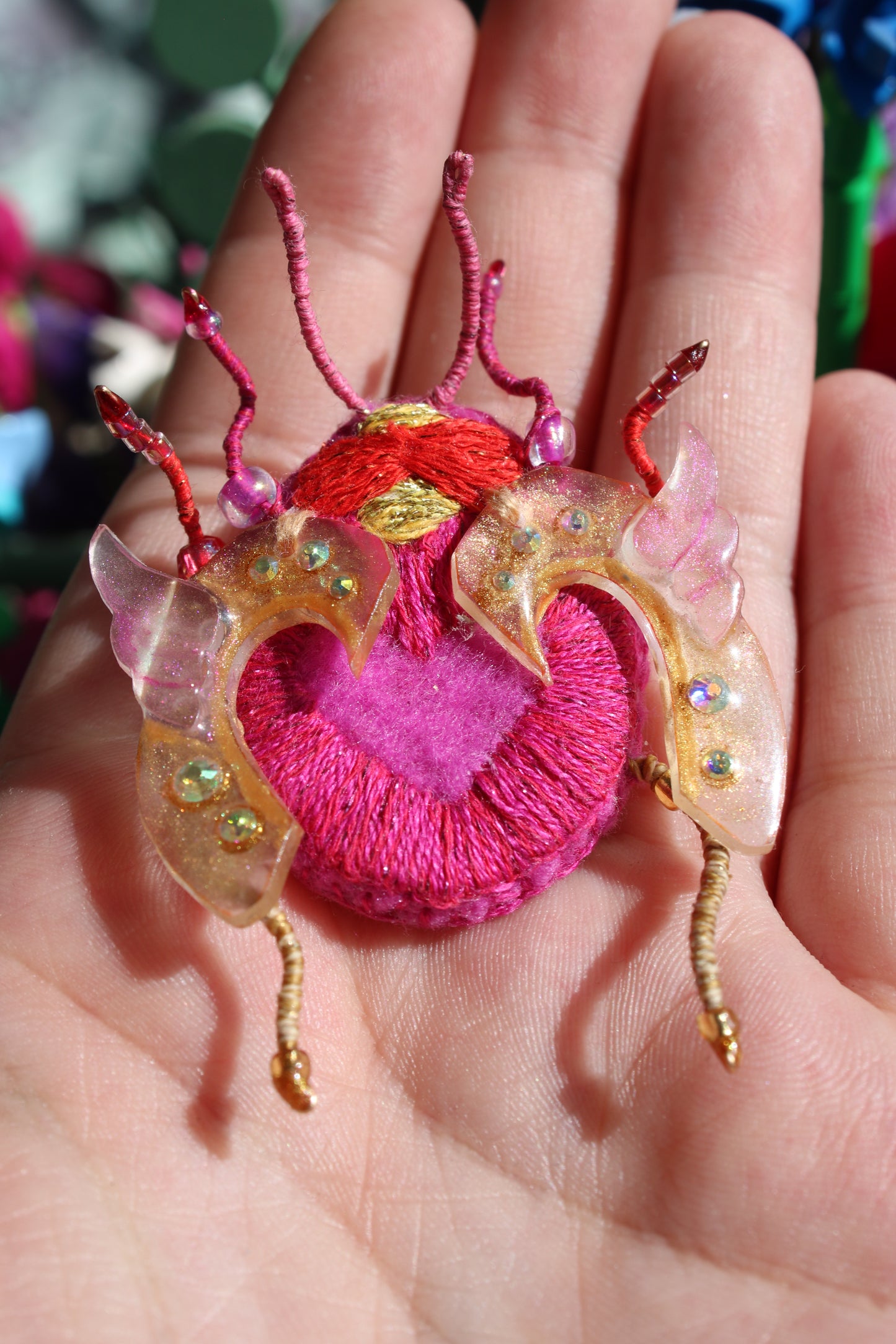 Broche scarabée " Sailor scaramoon"