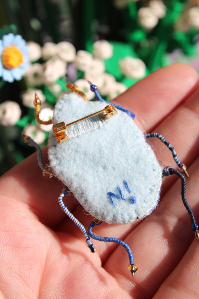 Broche scarabée "Moon&Sun"