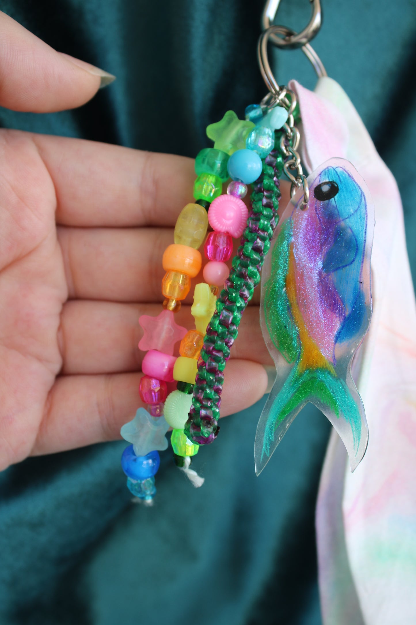 Porte-clés ' poisson arc en ciel"