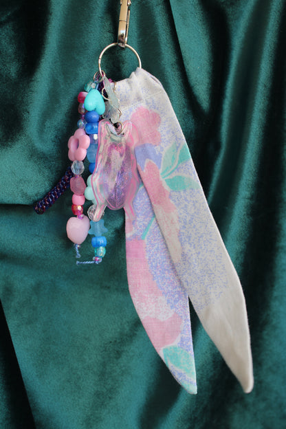 Porte-clés "scarabée violet"