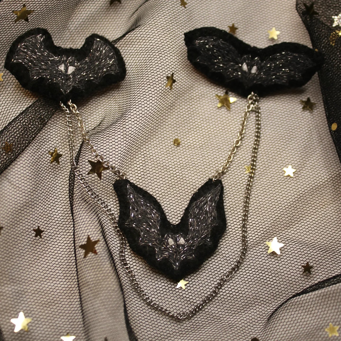 Bijou de col " Bat gang "