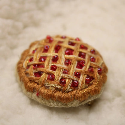 Prévente Broche " Precious Pie "