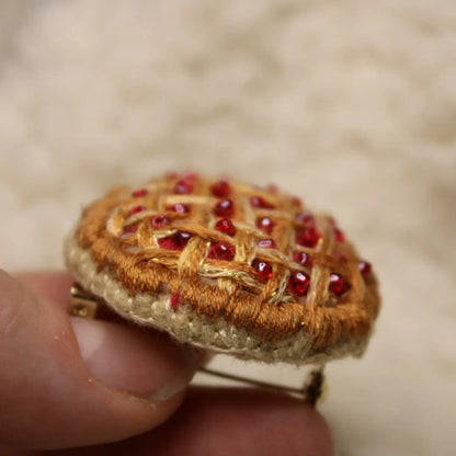 Prévente Broche " Precious Pie "