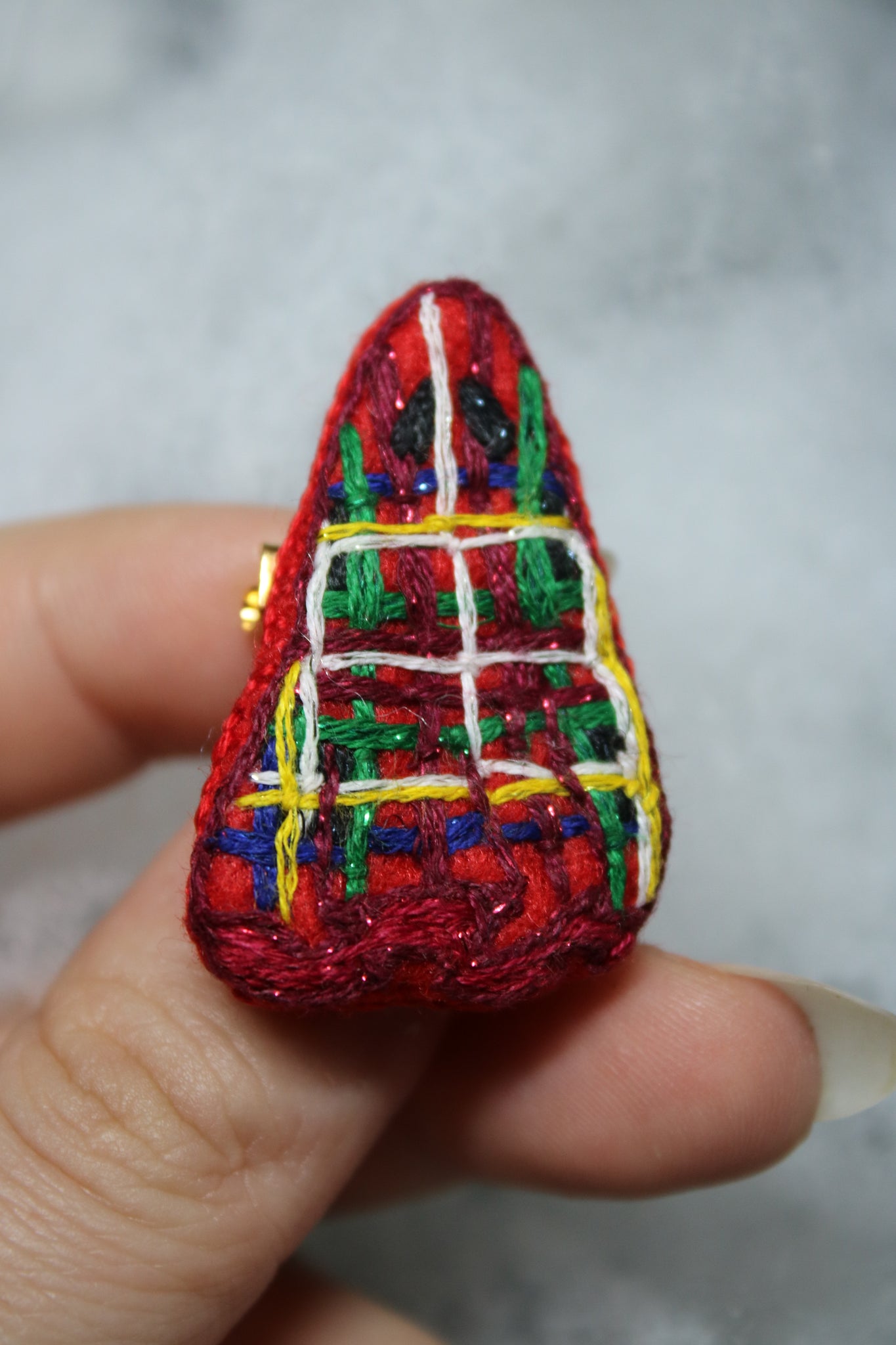 Broche "highland ghost"