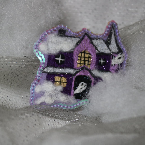 Broche " Ghost Manor"