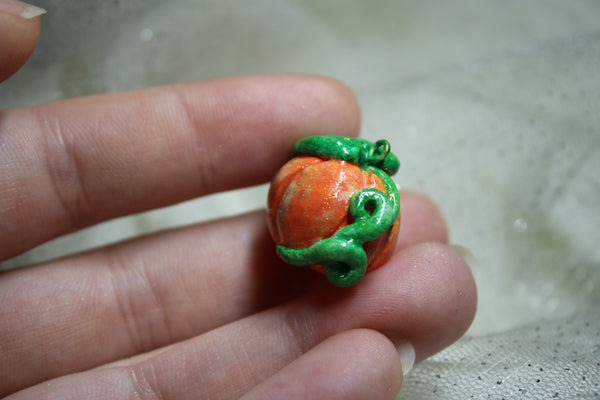 Minis spooky