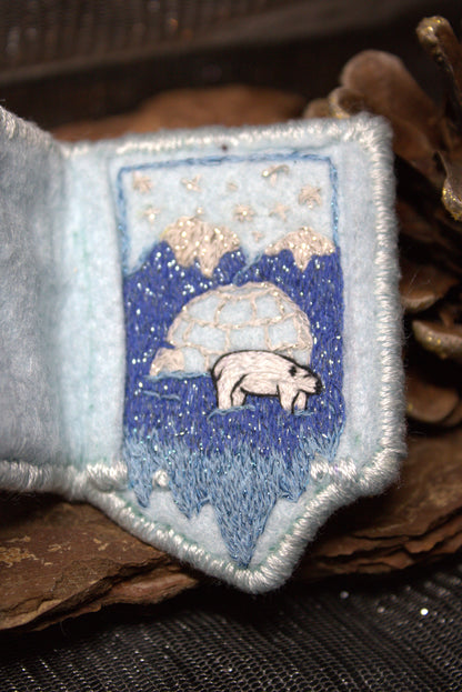 Pin's brodé "Ice Floe"