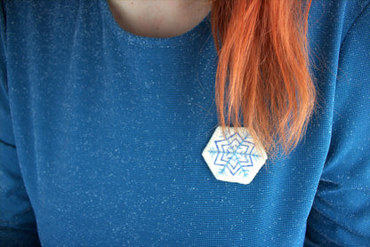 Pin's brodé " Sparkly Snowflake "