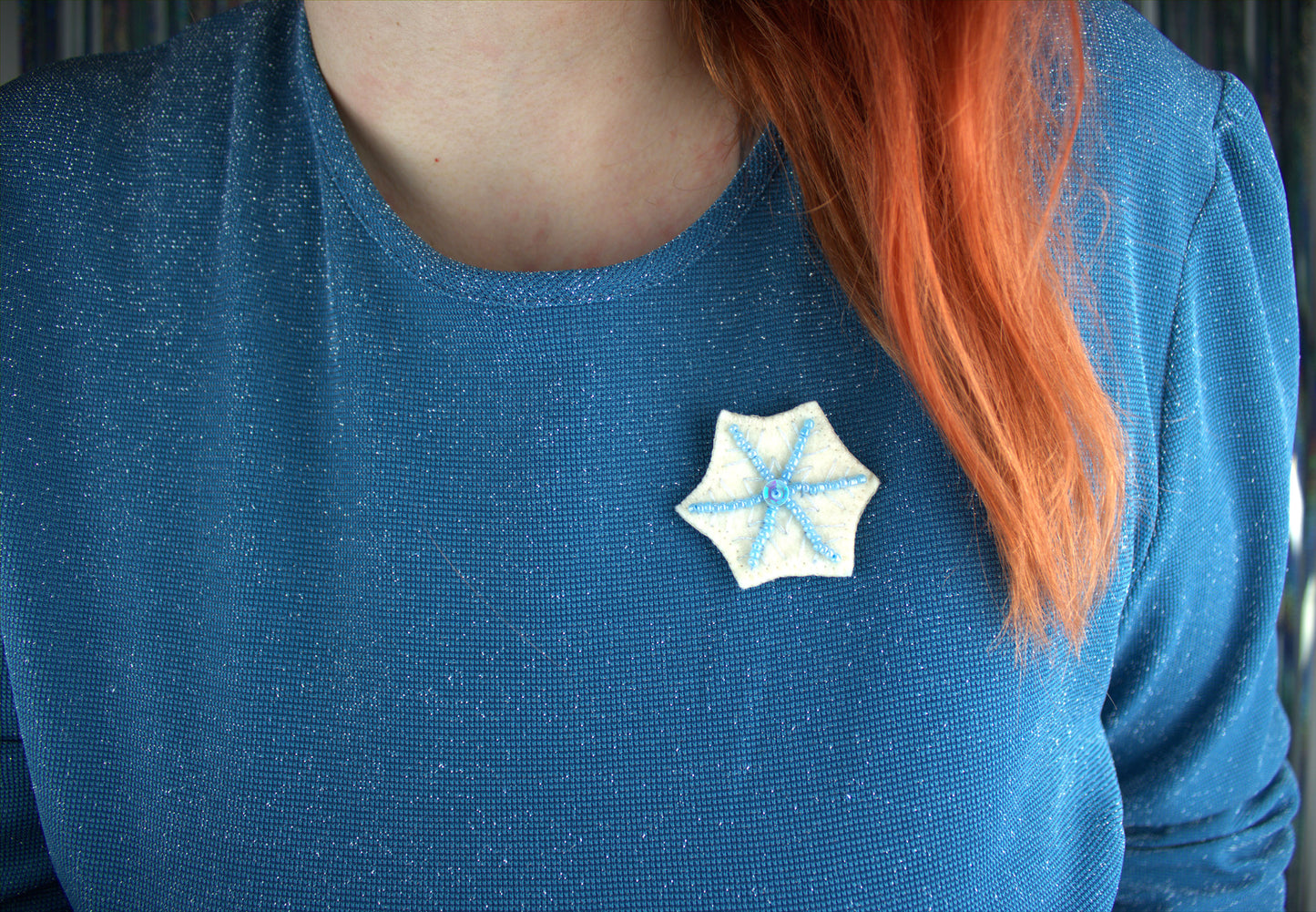 Pin's brodé " Pearly Snowflake"